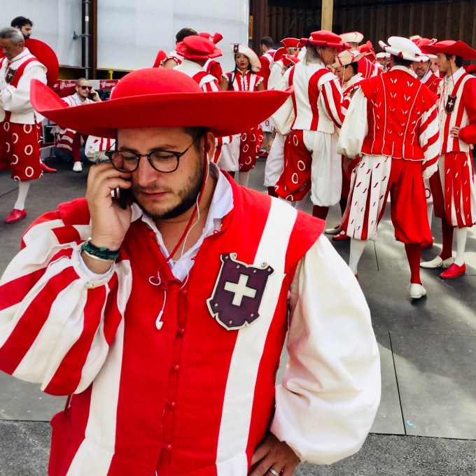 9CC0A2DE-ECB3-497A-9180-7B4686BA7A45