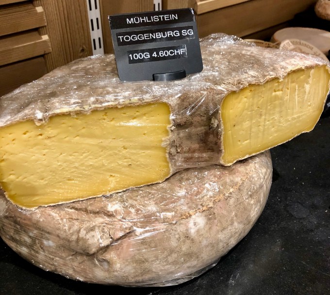 D11E7C24-DDD0-4095-B154-235D6FABB57D_1_201_a